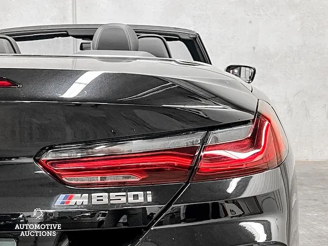 Bmw m850i xdrive 4.4 v8 high executive g14530pk 2019 -orig. nl- cabriolet 8-serie, zb-634-s - afbeelding 17 van  83