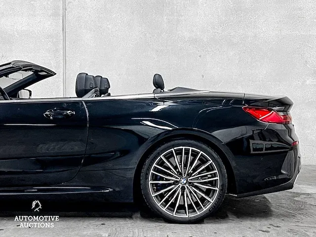 Bmw m850i xdrive 4.4 v8 high executive g14530pk 2019 -orig. nl- cabriolet 8-serie, zb-634-s - afbeelding 26 van  83
