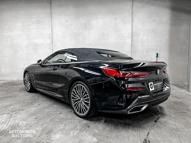 Bmw m850i xdrive 4.4 v8 high executive g14530pk 2019 -orig. nl- cabriolet 8-serie, zb-634-s - afbeelding 28 van  83