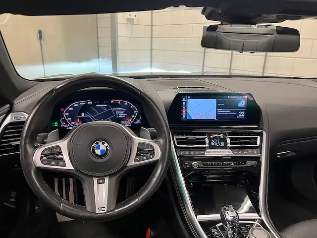 Bmw m850i xdrive 4.4 v8 high executive g14530pk 2019 -orig. nl- cabriolet 8-serie, zb-634-s - afbeelding 32 van  83
