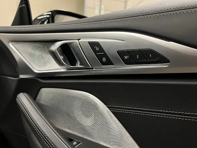 Bmw m850i xdrive 4.4 v8 high executive g14530pk 2019 -orig. nl- cabriolet 8-serie, zb-634-s - afbeelding 73 van  83