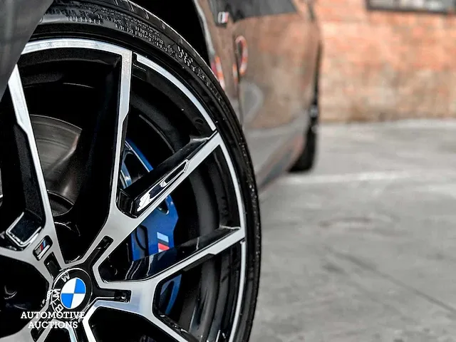 Bmw m850i xdrive high executive m-performance 4.4 v8 8-serie 530pk 2020 orig-nl, h-406-dg - afbeelding 45 van  76