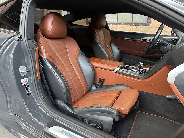 Bmw m850i xdrive high executive m-performance 4.4 v8 8-serie 530pk 2020 orig-nl, h-406-dg - afbeelding 66 van  76