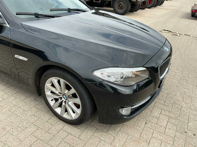 Bmw stationwagen personenauto - afbeelding 3 van  39