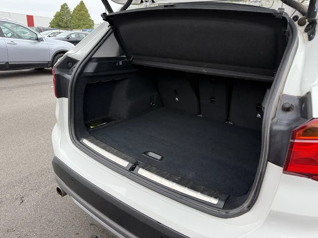 Bmw x1 (f48) 1.5i sdrive18 opf (eu6d-temp), 2018 - afbeelding 18 van  30