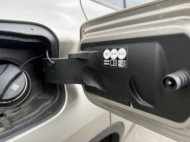Bmw x1 (f48 lci) 1.5i sdrive18 opf (eu6ap) 136, 2021 - afbeelding 16 van  33
