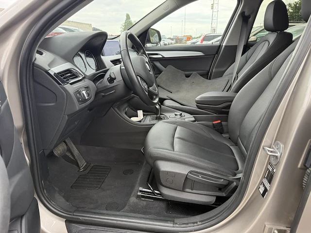 Bmw x1 (f48 lci) 1.5i sdrive18 opf (eu6ap) 136, 2021 - afbeelding 32 van  33