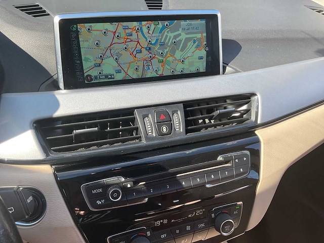 Bmw x1 sdrive 20i advantage 2016 - afbeelding 29 van  39