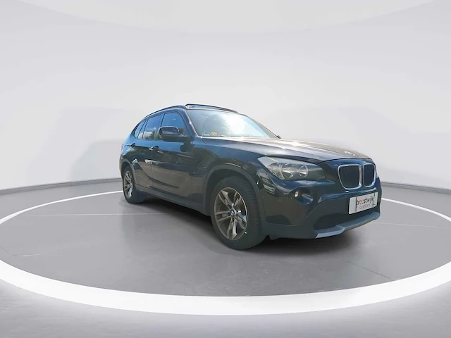 Bmw x1 sdrive18d executive 2013 | 94-krr-3 - afbeelding 34 van  35