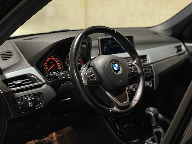 Bmw x1 sdrive18d high executive (automaat) 150pk 2018, rz-190-k - afbeelding 11 van  46