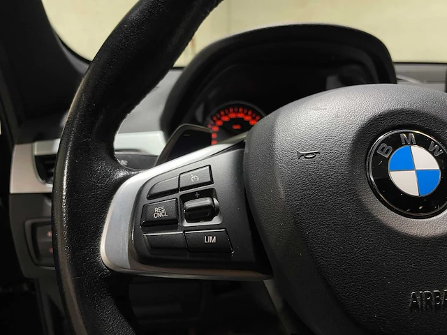 Bmw x1 sdrive18d high executive (automaat) 150pk 2018, rz-190-k - afbeelding 16 van  46