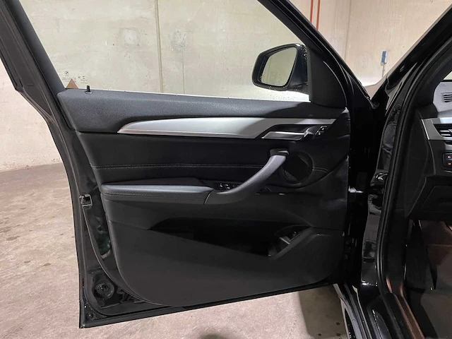 Bmw x1 sdrive18d high executive (automaat) 150pk 2018, rz-190-k - afbeelding 28 van  46