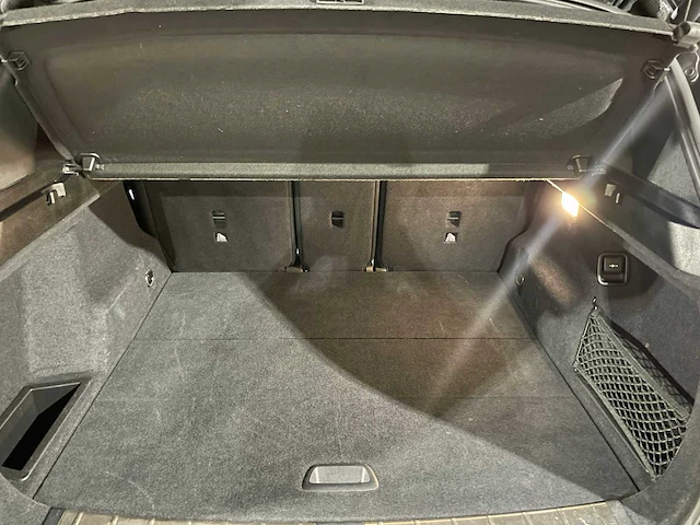Bmw x1 sdrive18d high executive (automaat) 150pk 2018, rz-190-k - afbeelding 32 van  46