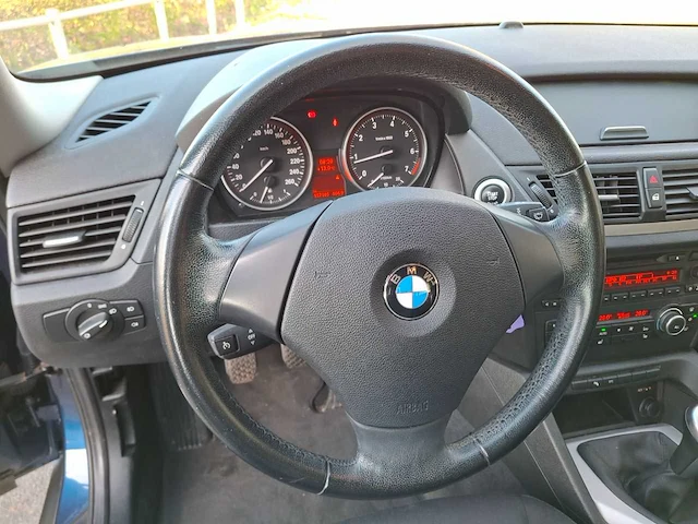Bmw x1 sdrive18i executive - 2011 - 150pk - afbeelding 5 van  23