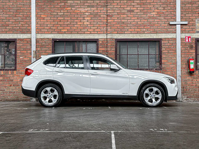 Bmw x1 sdrive18i executive 150pk 2010, 75-ldd-2 - afbeelding 2 van  43