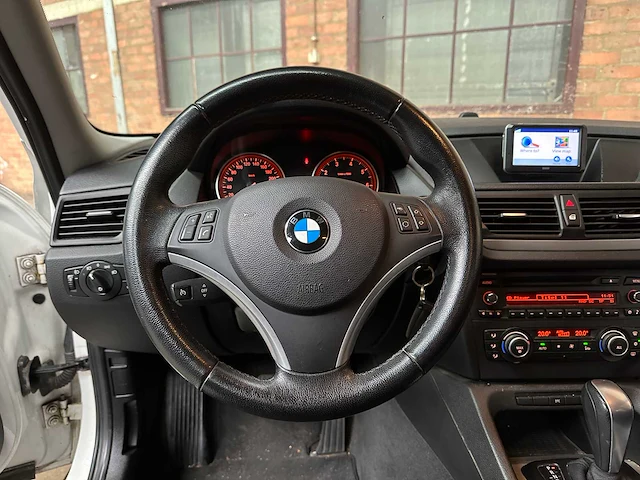 Bmw x1 sdrive18i executive 150pk 2010, 75-ldd-2 - afbeelding 13 van  43
