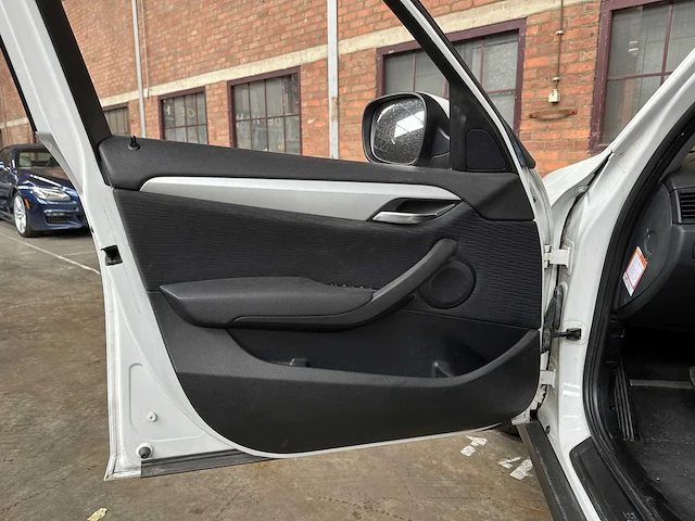 Bmw x1 sdrive18i executive 150pk 2010, 75-ldd-2 - afbeelding 26 van  43