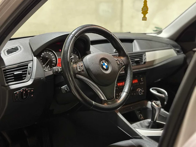 Bmw x1 sdrive18i executive 150pk 2010, 81-lht-2 - afbeelding 10 van  39