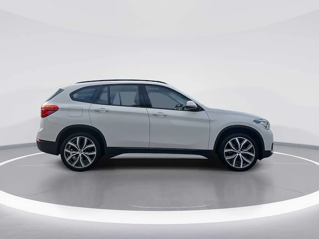 Bmw x1 sdrive18i executive 2018 | st-228-z - afbeelding 7 van  36