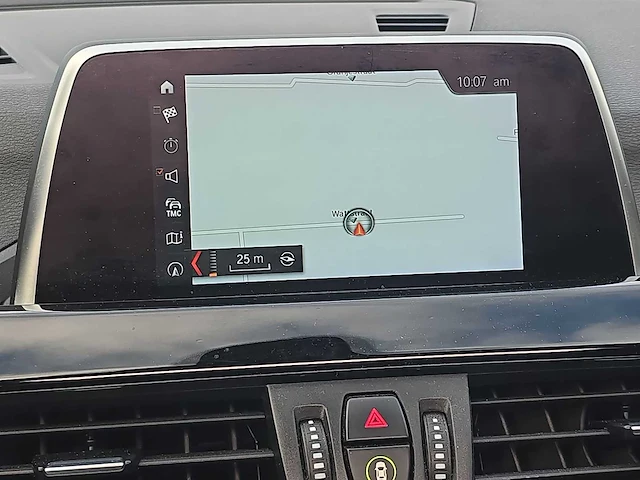 Bmw x1 sdrive18i executive 2018 | st-228-z - afbeelding 13 van  36