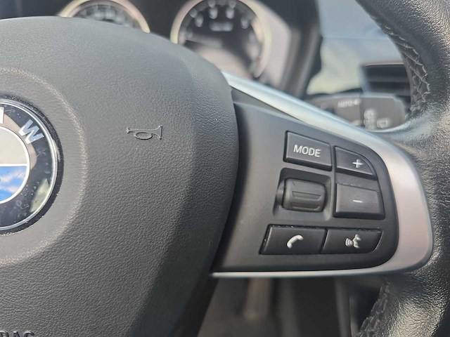 Bmw x1 sdrive18i executive 2018 | st-228-z - afbeelding 9 van  36