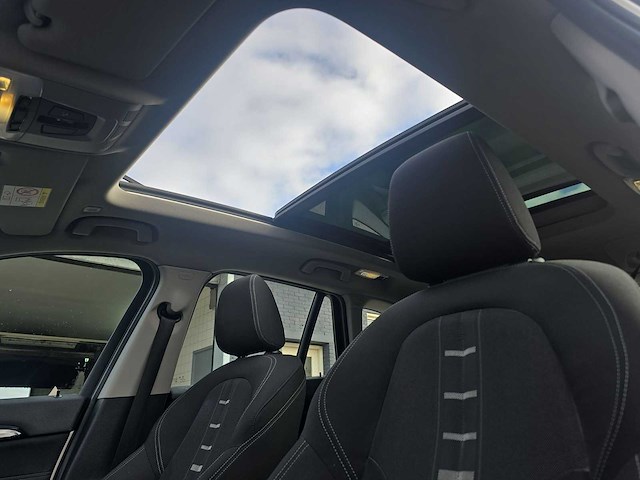 Bmw x1 sdrive18i executive 2018 | st-228-z - afbeelding 35 van  36
