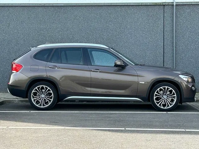 Bmw x1 sdrive18i executive | 60-rlt-5 - afbeelding 19 van  34