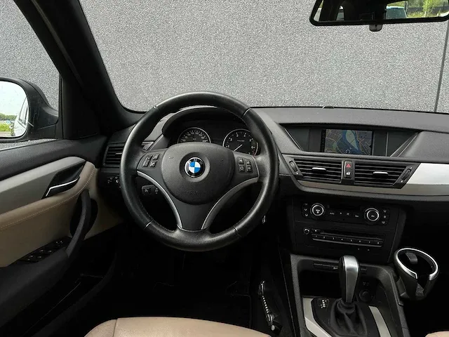 Bmw x1 sdrive18i executive | 60-rlt-5 - afbeelding 31 van  34