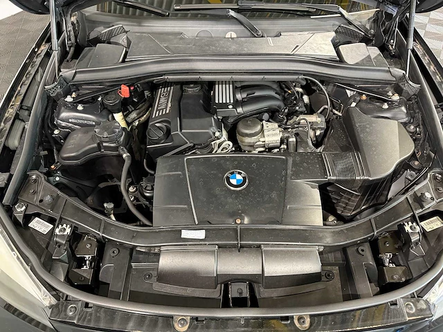 Bmw x1 sdrive18i executive, 86-nsz-3 - afbeelding 4 van  13