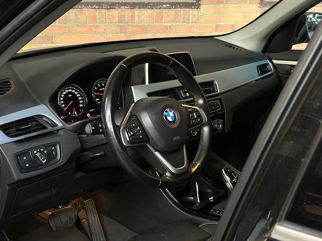Bmw x1 sdrive18i high executive 136pk 2019, s-795-vz - afbeelding 9 van  42