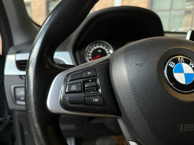 Bmw x1 sdrive18i high executive 136pk 2019, s-795-vz - afbeelding 14 van  42