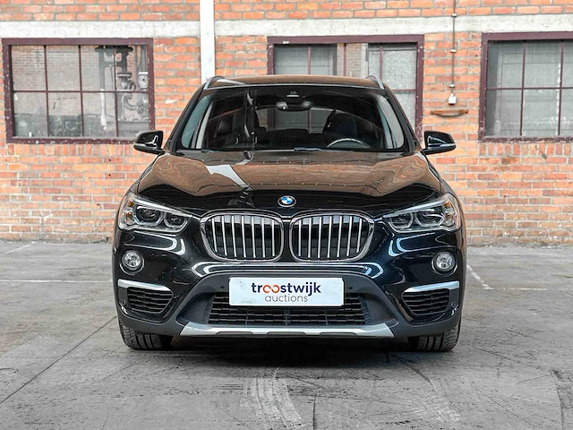Bmw x1 sdrive18i high executive 136pk 2019, s-795-vz - afbeelding 38 van  42