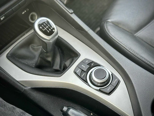 Bmw x1 sdrive18i, j-668-rh - afbeelding 8 van  17