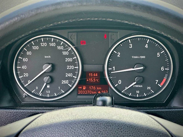 Bmw x1 sdrive18i, j-668-rh - afbeelding 9 van  17