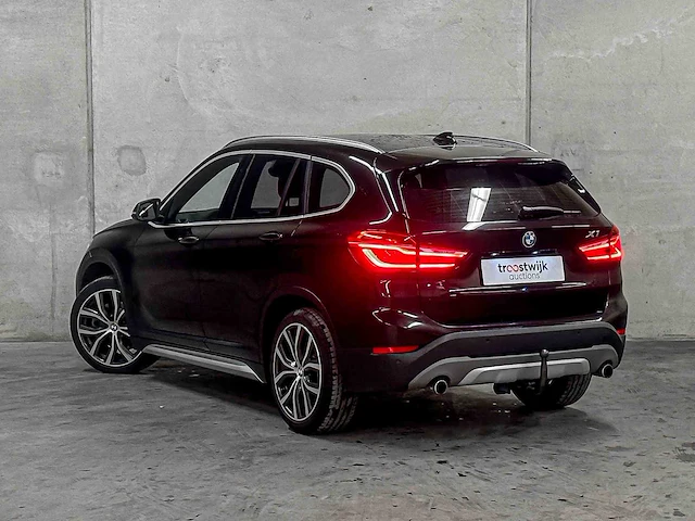 Bmw x1 sdrive20i centennial high executive f48 (origineel-nl) 192pk 2016, jh-821-h - afbeelding 11 van  68