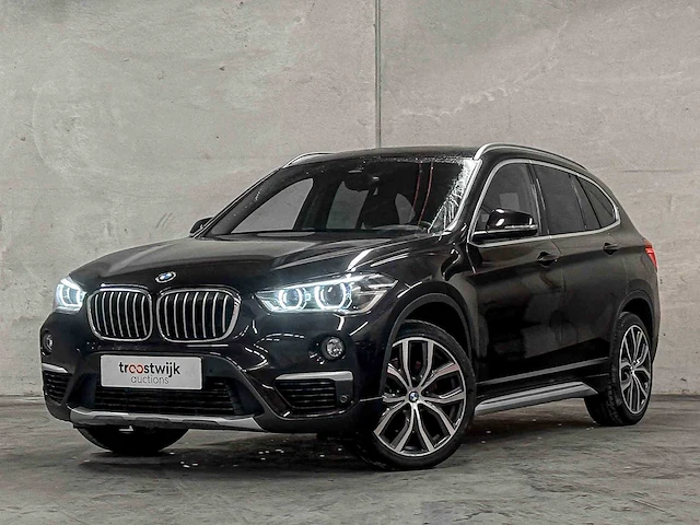 Bmw x1 sdrive20i centennial high executive f48 (origineel-nl) 192pk 2016, jh-821-h - afbeelding 1 van  68