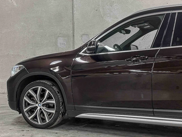 Bmw x1 sdrive20i centennial high executive f48 (origineel-nl) 192pk 2016, jh-821-h - afbeelding 17 van  68