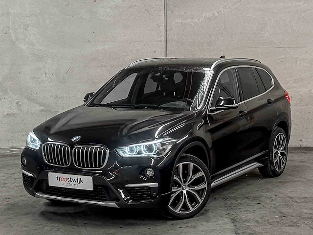 Bmw x1 sdrive20i centennial high executive f48 (origineel-nl) 192pk 2016, jh-821-h - afbeelding 23 van  68