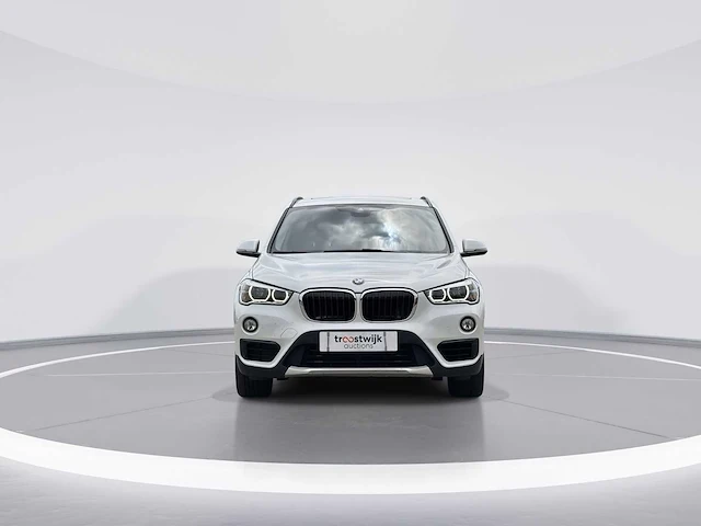 Bmw x1 sdrive20i high executive 2018 | l-896-dn - afbeelding 23 van  35