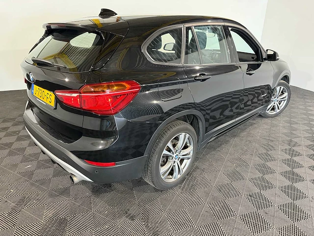 Bmw x1 sdrive20i, j-730-fs - afbeelding 14 van  17
