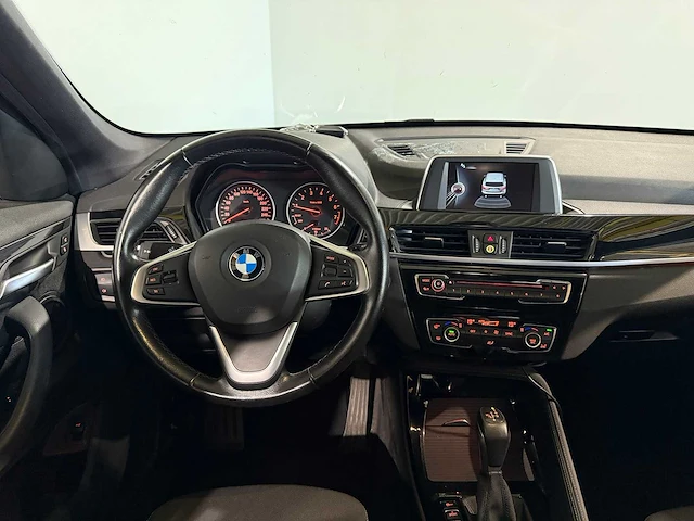 Bmw x1 sdrive20i, j-730-fs - afbeelding 16 van  17