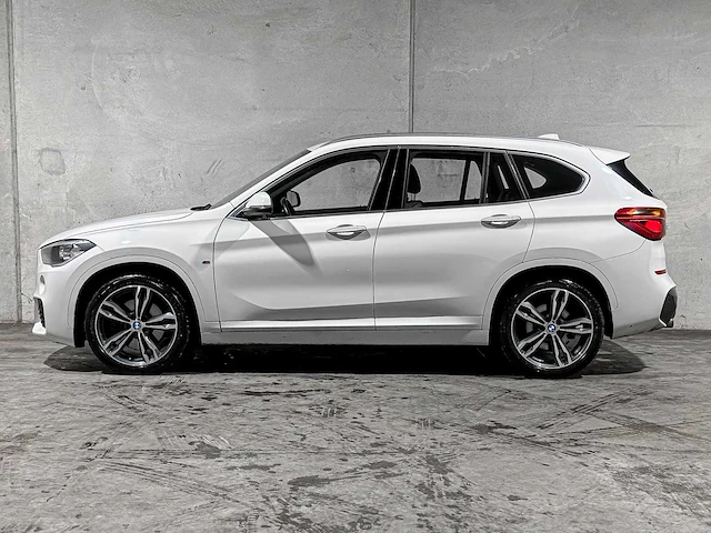 Bmw x1 xdrive25i m-sport 231pk 2016, l-386-rh - afbeelding 10 van  43