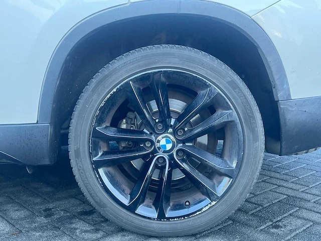 Bmw x1 xdrive28i business+ | j-724-fs - afbeelding 19 van  36