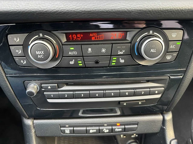 Bmw x1 xdrive28i high executive automaat, kv-186-v - afbeelding 15 van  27