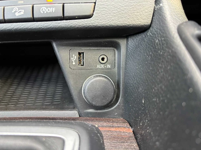 Bmw x1 xdrive28i high executive automaat, kv-186-v - afbeelding 17 van  27