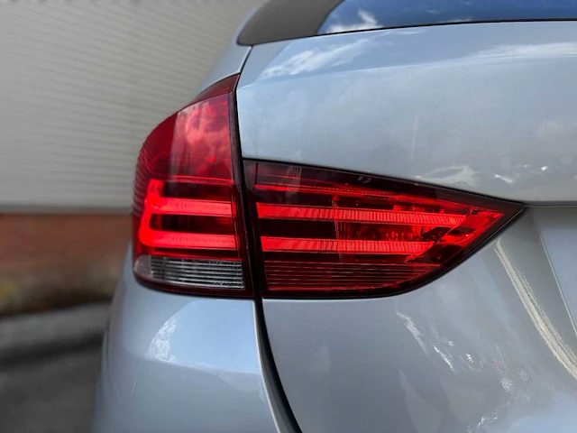 Bmw x1 xdrive28i high executive automaat, kv-186-v - afbeelding 23 van  27