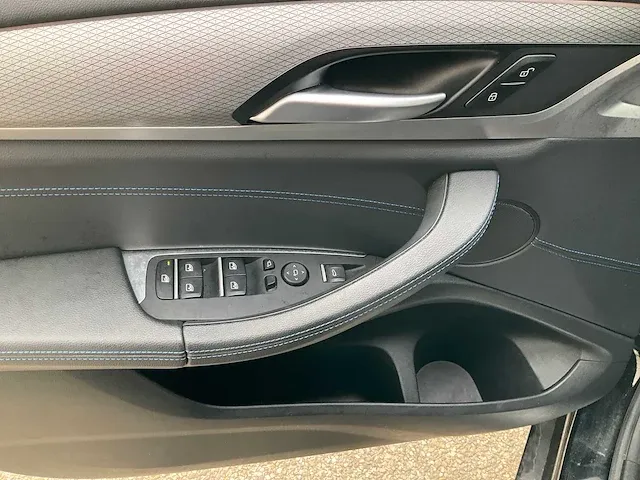 Bmw x2 1.8i s-drive automaat m-pakket led virtual, 2018 zb-003-g - afbeelding 16 van  63