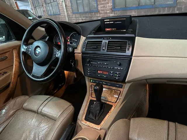 Bmw x3 3.0d m-sport high executive 204pk 2005, 61-sf-lt youngtimer - afbeelding 26 van  43