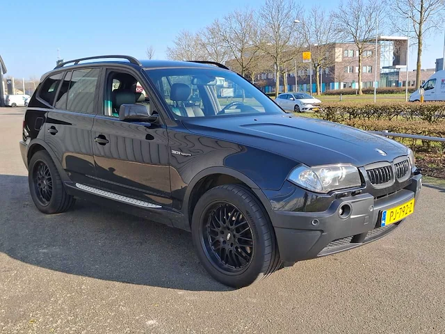 Bmw x3 3.0i executive - 2005 - 231pk - afbeelding 12 van  34