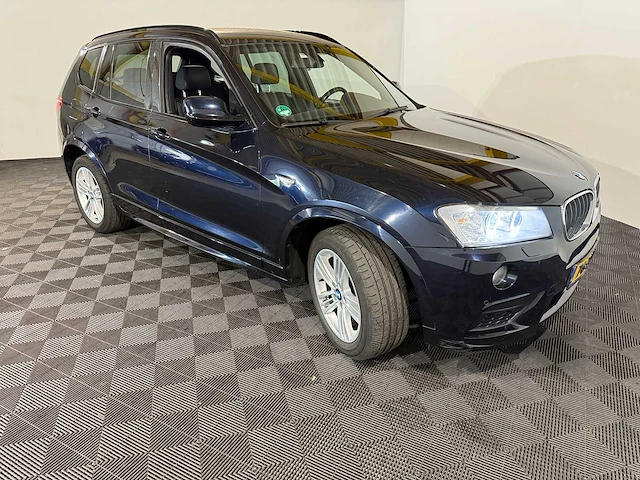 Bmw x3 sdrive18d high exec, 76-zln-8 - afbeelding 13 van  16
